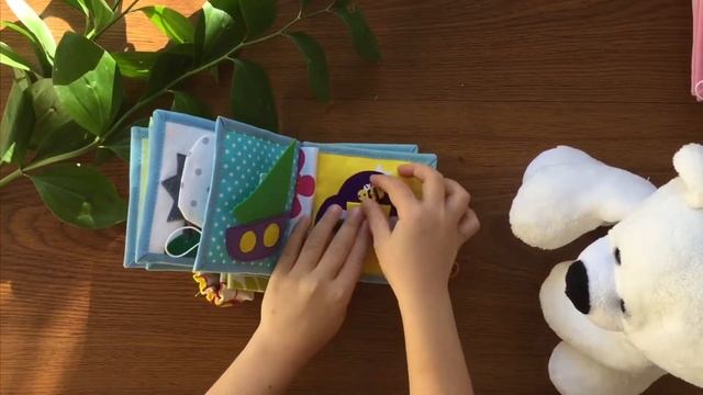 Видеообзор книжки из фетра на коляску смотреть онлайн