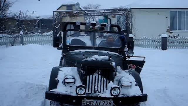 ГАЗ69 с лопатой смотреть онлайн