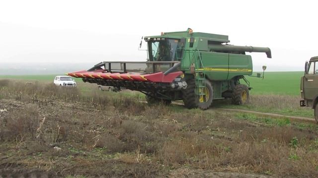 John Deere 9660STS Уборка подсолнечника смотреть онлайн