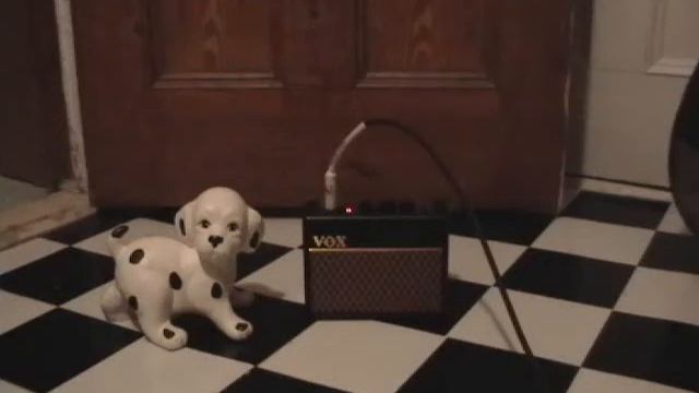 WC Murray ( Leave a space for me) mini vox amp.wmv смотреть онлайн
