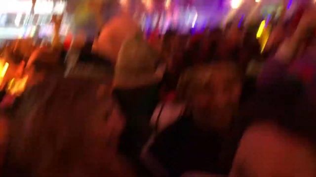 Snollebollekes hit in de tent in Lampegat carnaval 2018 смотреть онлайн