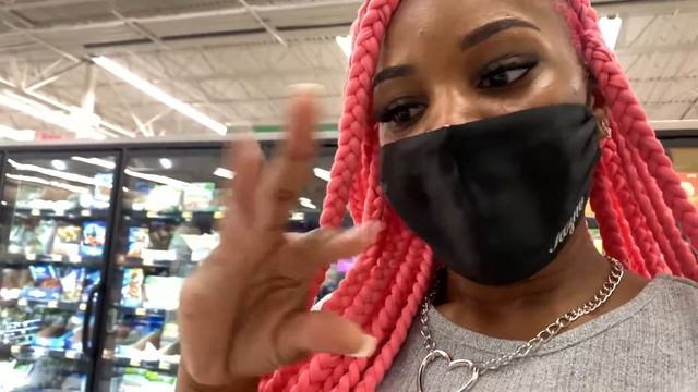 MOVE IN DAY VLOG + MINI DORM ROOM TOUR смотреть онлайн