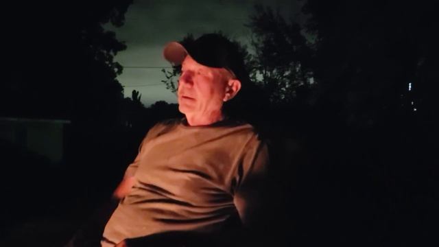 "It Made My Blood Run Cold ". Bigfoot In Kentucky, Eyewitness Interview смотреть онлайн