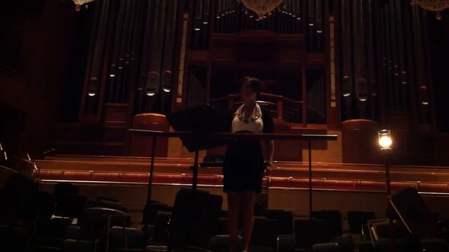 Ave Maria (Schubert) - Gina Chavez смотреть онлайн