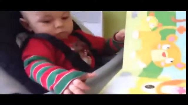 удивительная реакция малыша на звуки, смешно! смотреть онлайн