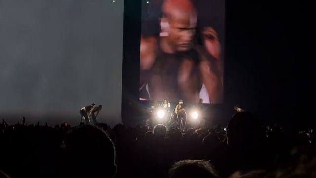 Malamente - Rosalía Live @Altice Arena, Lisboa 2022 смотреть онлайн