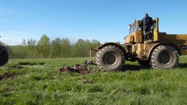 к 701 vs две Valtra. 2-я попытка. смотреть онлайн