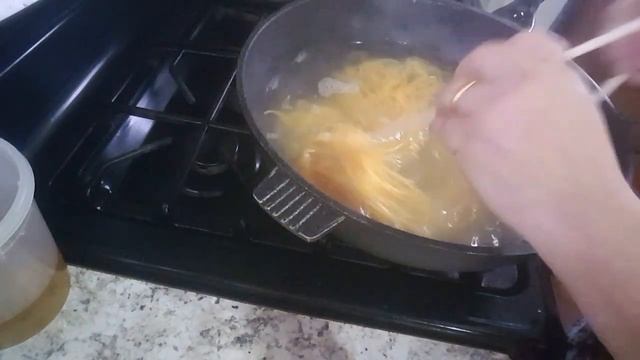 LO MEIN VEGETARIANO ( ESPAGUETTY CHINO) MUY FACIL Y DELICIOSO!!! смотреть онлайн