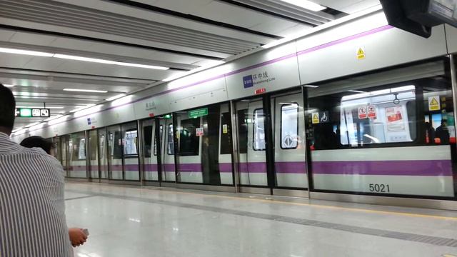 В метро г. Шеньчжэнь Китай. смотреть онлайн