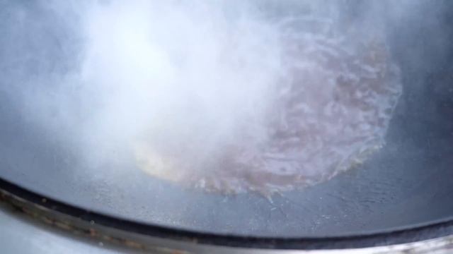 【农村四哥】农村四哥秘制四川特色椒麻鸡，麻辣够味，皮脆肉嫩，王妈直呼解馋 смотреть онлайн