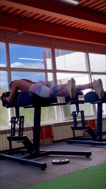 GLUTES WORKOUT❤️🔥Всего 3 упражнения и ваши ягодицы будут молить о пощаде💥 смотреть онлайн