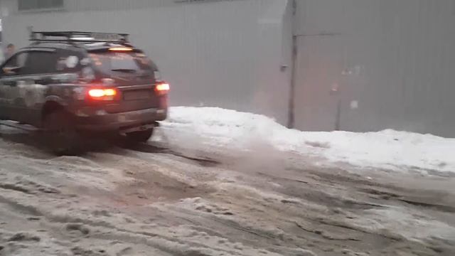 Kyron и грузовик ISUZU смотреть онлайн