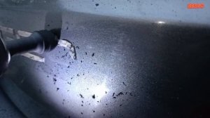 Как удалить шильдик и двухсторонний скотч с авто.