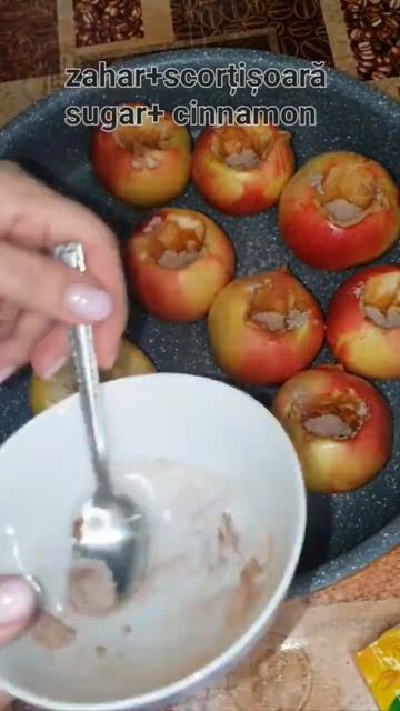Winter Taste ! Apple With Sugar And Cinnamon. #easyrecipe #apple #cinnamon