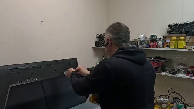 Переделка телевизора SONY KDL-47W808A на универсальный скалер на Android. смотреть онлайн