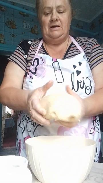 Тесто на хворост готово.