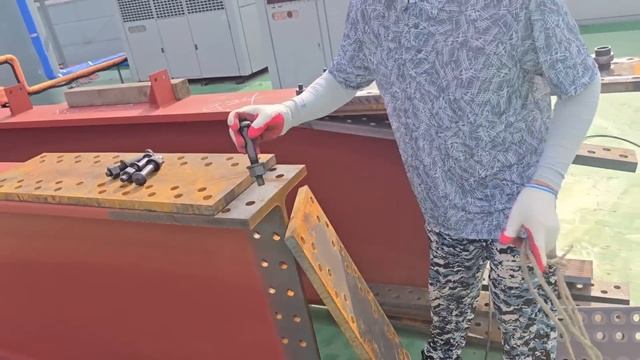 Мастера с 45 летним стажем не смогли додуматься. ОБУЧАЮ КАК ЕЗДИТЬ НА ПОГРУЗЧИКЕ #жизньвкорее смотреть онлайн
