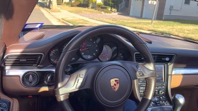 Porsche 911 Targa 4s - Cold start смотреть онлайн
