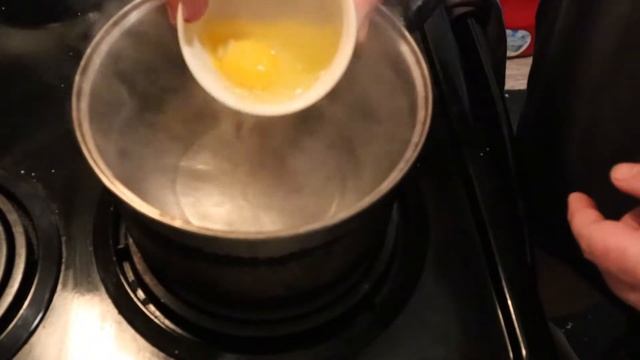 Eggs Benedict brunch and maybe something extra смотреть онлайн
