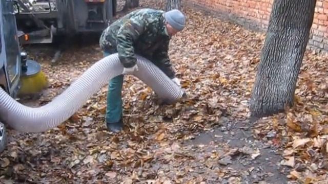 Коммунальная машина от компании Заря смотреть онлайн