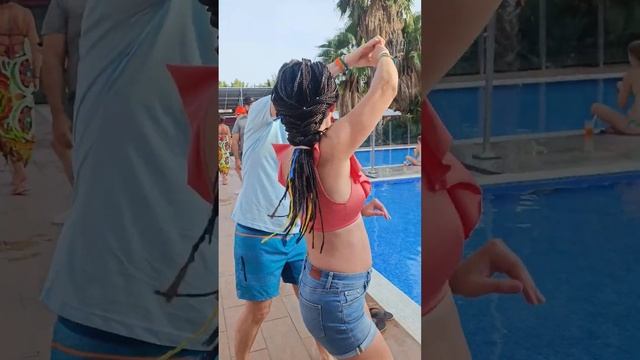 Salsa on2 (mambo) social dancing at #salsarave by CoBeatParty Live events in Santa Susana Sep'2023 смотреть онлайн