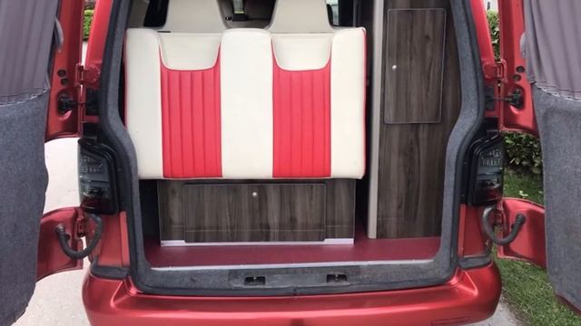 VW T5 Campervan Stunning Flame Red LWB смотреть онлайн