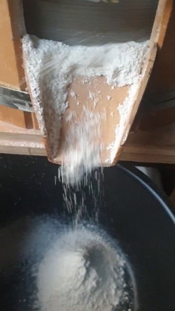 Господь Иисус Христос ел Хлебъ из ячменной муки.