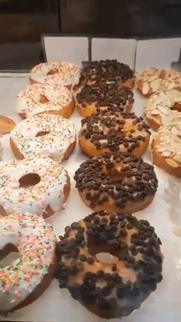 #shorts Sweet Fillings Overload #donuts #frenchbaker #pinoystyle