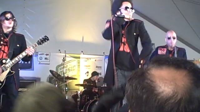 Street Sweeper Social Club - Ghetto Blaster - Billboard.com Bungalow SXSW 3/20/10 смотреть онлайн