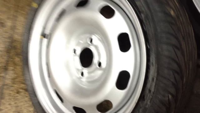Rodas Aro 15 de Ferro Furação 4x100 Pneus Nankang 185-45/15 смотреть онлайн