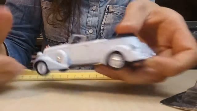 Краткий обзор по модели из серии Автолегенды СССР Лучшее №3 ЗИС-102 смотреть онлайн