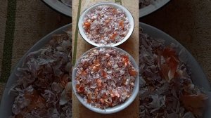 Накопилось луковой и чесночной шелухи за зиму!🤣Отличное удобрение!😉👍