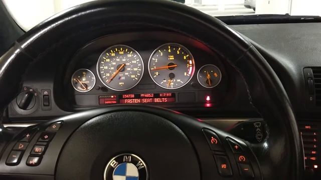 E39 M5 startup and rev смотреть онлайн