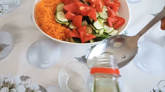 Өте пайдалы салат. Тез әрі оңай түрі.