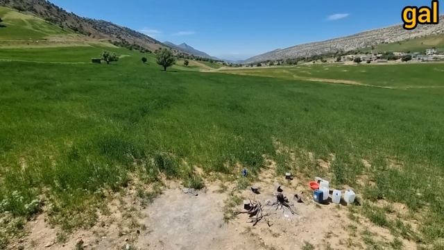 Generational Warmth: Nomadic Family Insulates Roof with Grandmother's Presence 🏠👨👧👵 смотреть онлайн