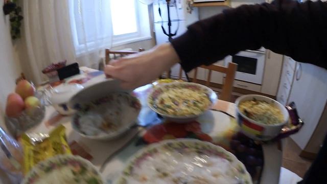 Первый раз пробую китайский ролтон