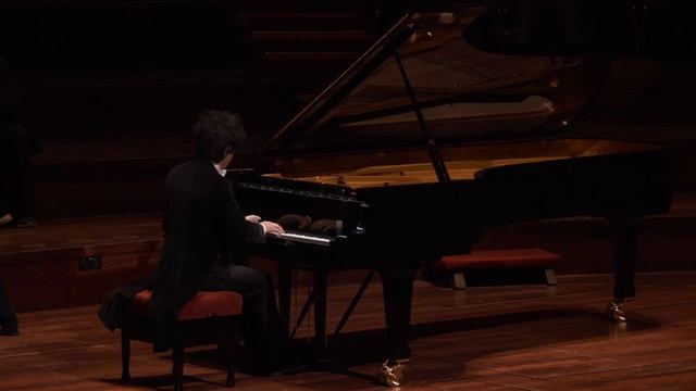 AVE MARIA Bach/Gounod Performed By Wibi Soerjadi