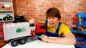 Автомастерская: трактор, мусоровоз и грузовик! Крутые видео для мальчиков про машинки