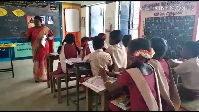 **PUMS PILLAIPAKKAM** TAMIL CLASS USING TLM, QR CODE, SMART BOARD смотреть онлайн