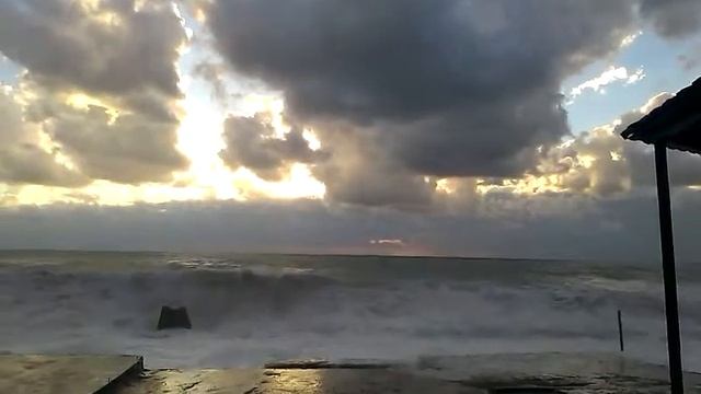 Волны на Черном море смотреть онлайн