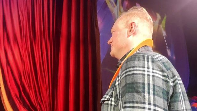 Юрий Куклачев номер со зрителем смотреть онлайн