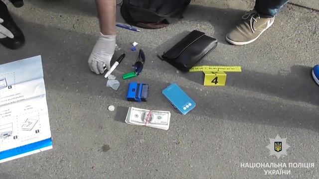 У Києві судитимуть дует псевдовалютників, які стріляли у працівників поліції смотреть онлайн