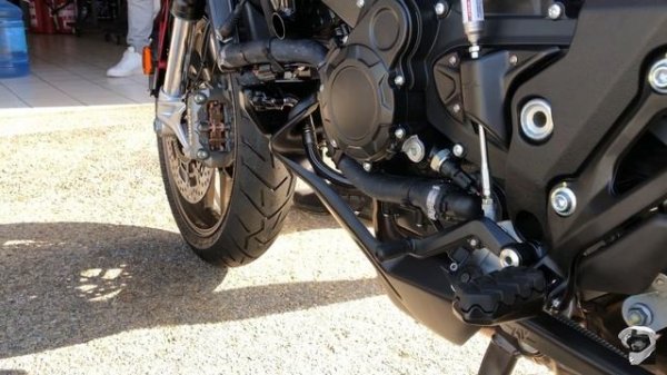 MV Agusta Turismo Veloce 800 Lusso - Unboxing, walkaround, details