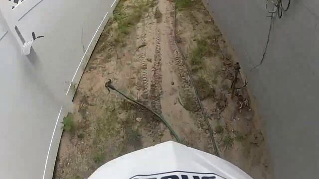 Breaking in the new Shoei смотреть онлайн