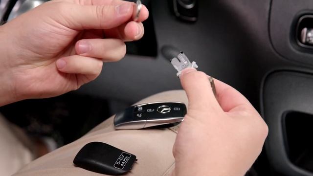Mercedes-Benz Vito en eVito 2024 | Hoe de sleutelbatterij te vervangen смотреть онлайн