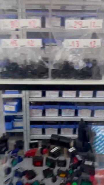 Клипсы саморезы и многое другое! Иркутск #shorts #павелкрасиков #авто #иркутск #сто #rek смотреть онлайн