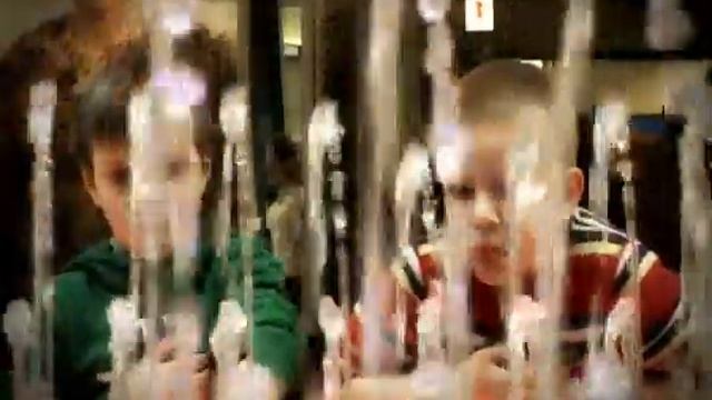 Поющий Фонтан ТРЦ "Питер-РАДУГА" 2.flv смотреть онлайн