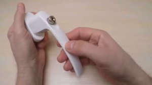 Оконная ручка с ключом и кнопкой