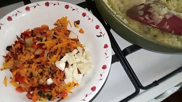 Щи из капусты и начинка для блинчиков