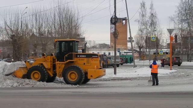 ЧП Ачинск | важно! уборка снега техникой РУСАЛа смотреть онлайн
